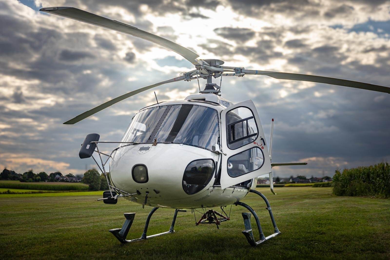 Helikopter am Flugplatz